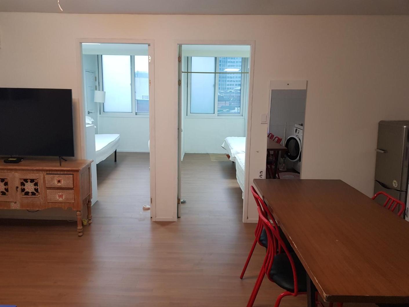 Tower Apartment *